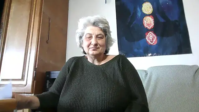 ExquisiteMature webcam