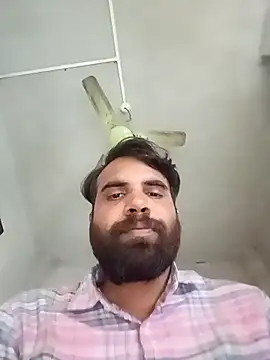 Dogol1990 live sex cam