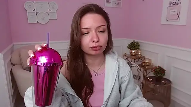 lucyskilar (F young) - can we? 🥰🤩