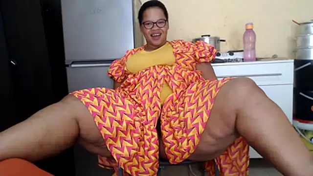 dalukuthula5832 (Ask my age) - DADDY PLEASE HELP ME TO BUY LUSH