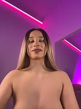 ScarletFlameee webcam