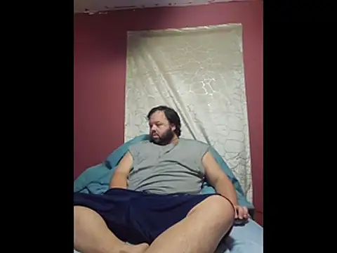 Strongbutgentle36 webcam