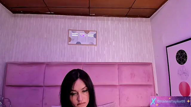 HannaTaylor webcam