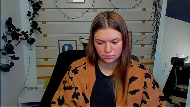 Josephine_Kiss webcam