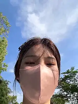 gougou13 (F young) - 公园户外带小粉刺激露出