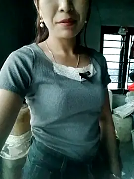 thobaby112 - Thobaby112's free webcam - UK Sex Cams