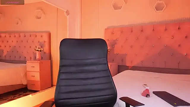 AdharaSweet1_ live sex cam