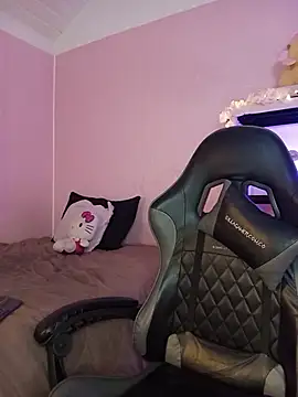 Valk_submissive webcam