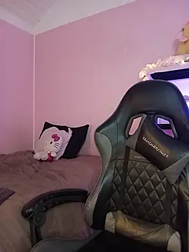 Valk_submissive webcam