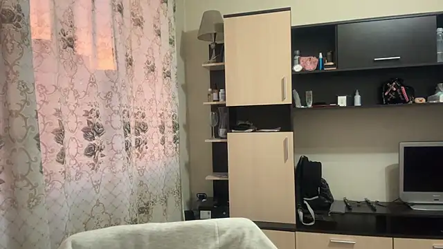 AquilineOrites webcam