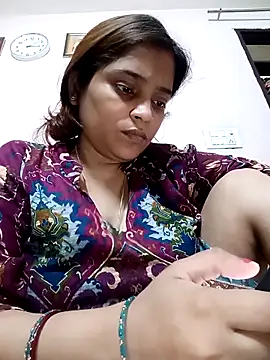 Trisha_71 webcam