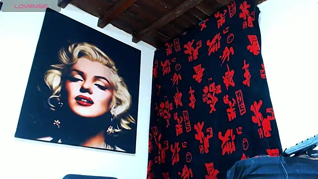 licy_blonde_hot webcam