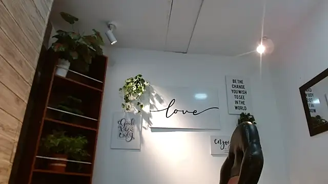 AmethystShadow17 webcam