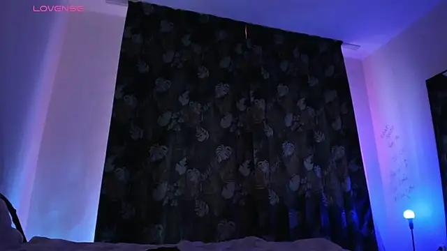 AnnexedPistol webcam