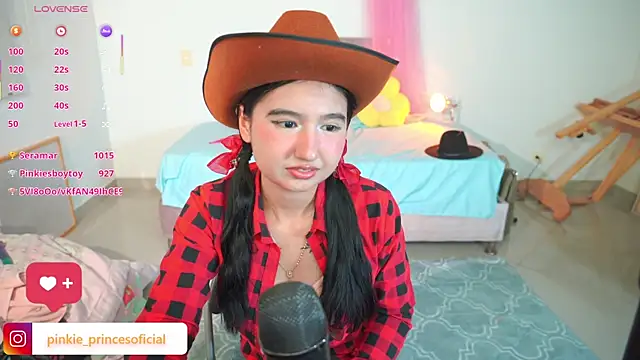 pinkie_princes (F young) - RISKY SHOW IN MY CONDO PARK