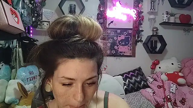 Preview of xkittymeowz