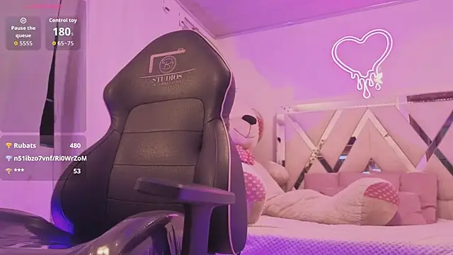 ZURY_TAY live sex cam