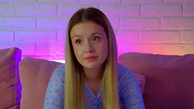 MilanaBalmain webcam