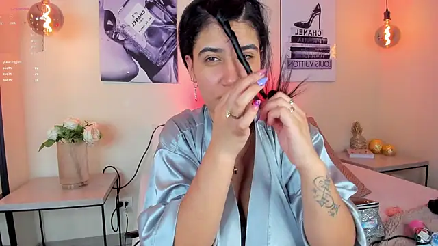 Samantha_hotly webcam