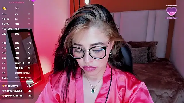 Dakhota_Rouge webcam