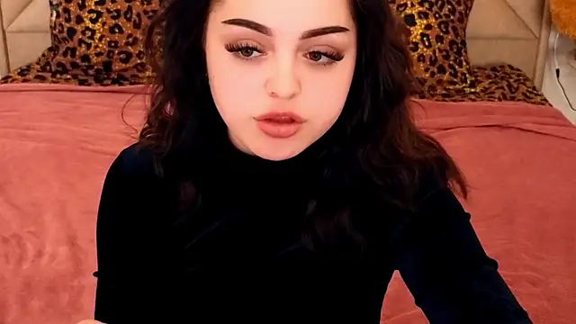 SinfulKittenn webcam