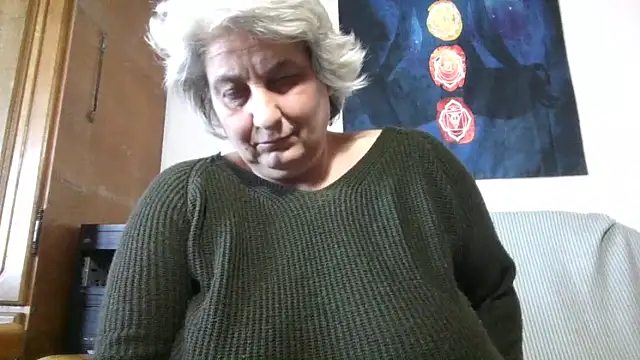 ExquisiteMature webcam