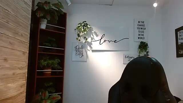 AmethystShadow17 webcam