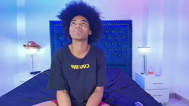 Cristal_and_luke webcam