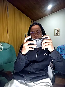 sebastian_horny webcam