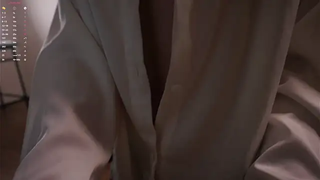 ClarineCasebolt webcam