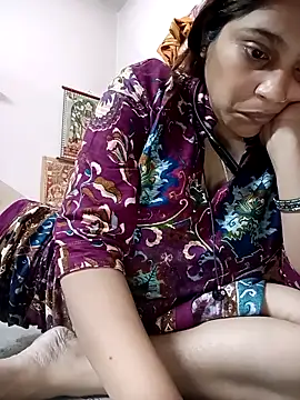Trisha_71 webcam