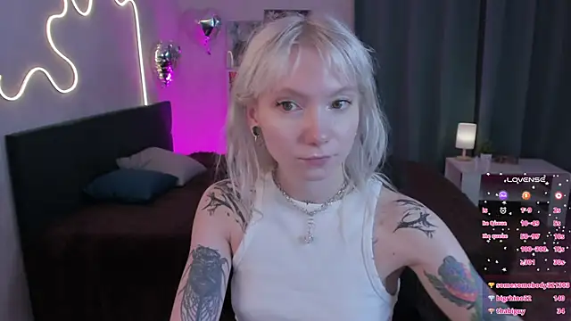 tattoo_art_baby webcam