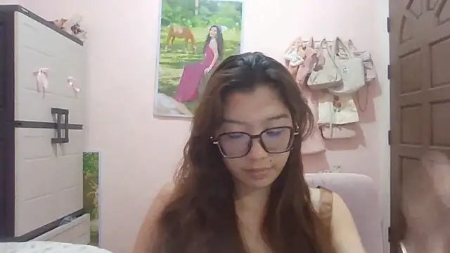 ShakiaChesbro webcam