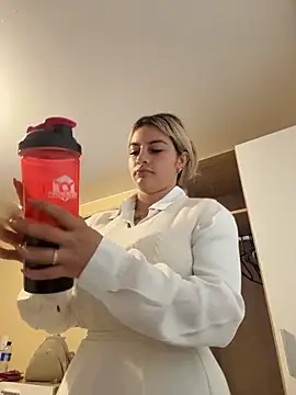 athenearossi (F young) - Massage boobs nude