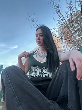 AlishaOfThorns webcam