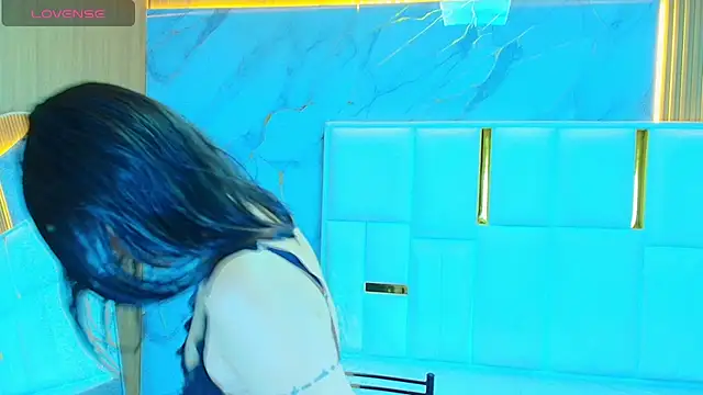 rox_luxury_tf webcam