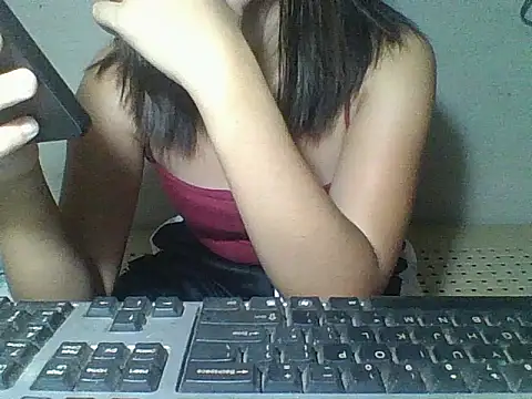 Skinny_PinayGirljust18 webcam