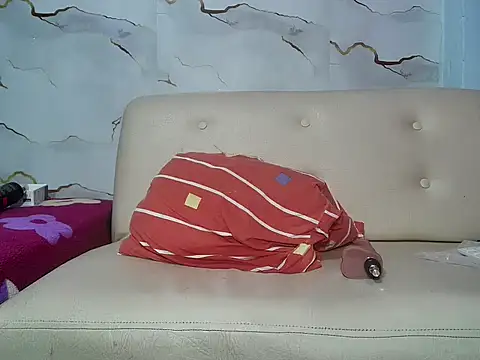 Rainbow_candy24 webcam