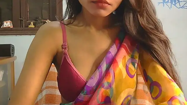 Aarti_misty71 webcam