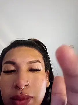 meelfox - MeelFox's free webcam - UK Sex Cams