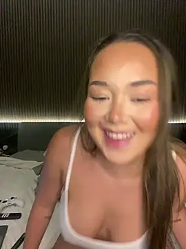 mayakitsune69 - Mayakitsune69's free webcam - UK Sex Cams