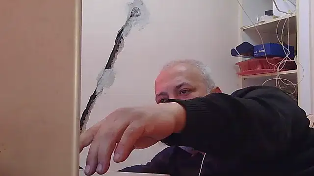 husoizmir - Husoizmir's free webcam - UK Sex Cams