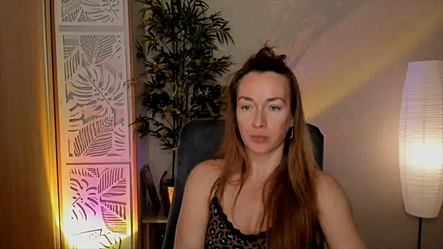 RebeccaMartinez webcam