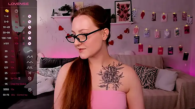 velvet_cherry_ webcam