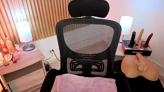 marianl0ve - MarianL0ve's free webcam - UK Sex Cams