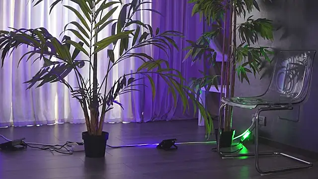 HotBustyBabeX webcam