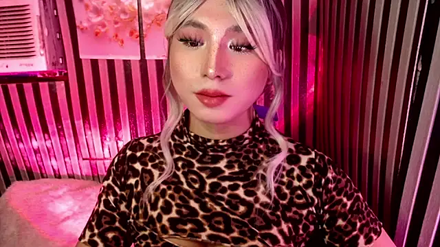 horescocklucy (T young) - RIDE ON MY HORSECOCK DICK.