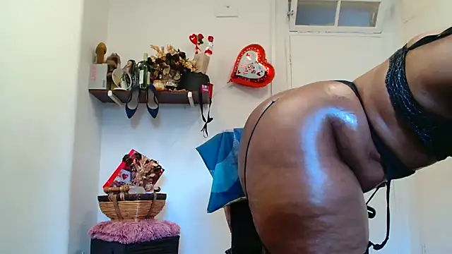 xTALLSEXYBUMx webcam