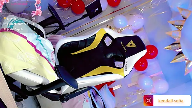 Sophiaa_doll_ webcam