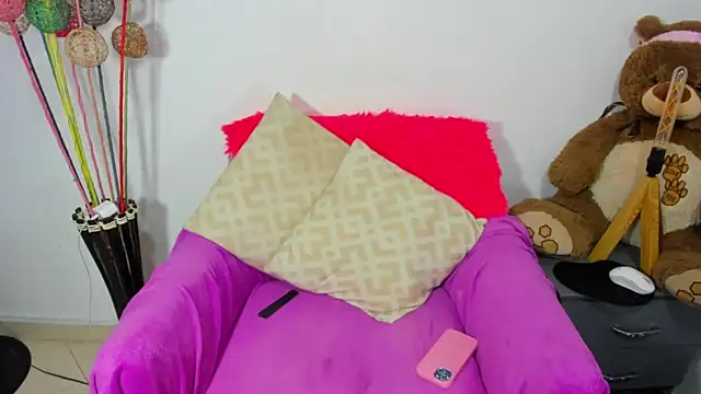 helena_copper_ webcam